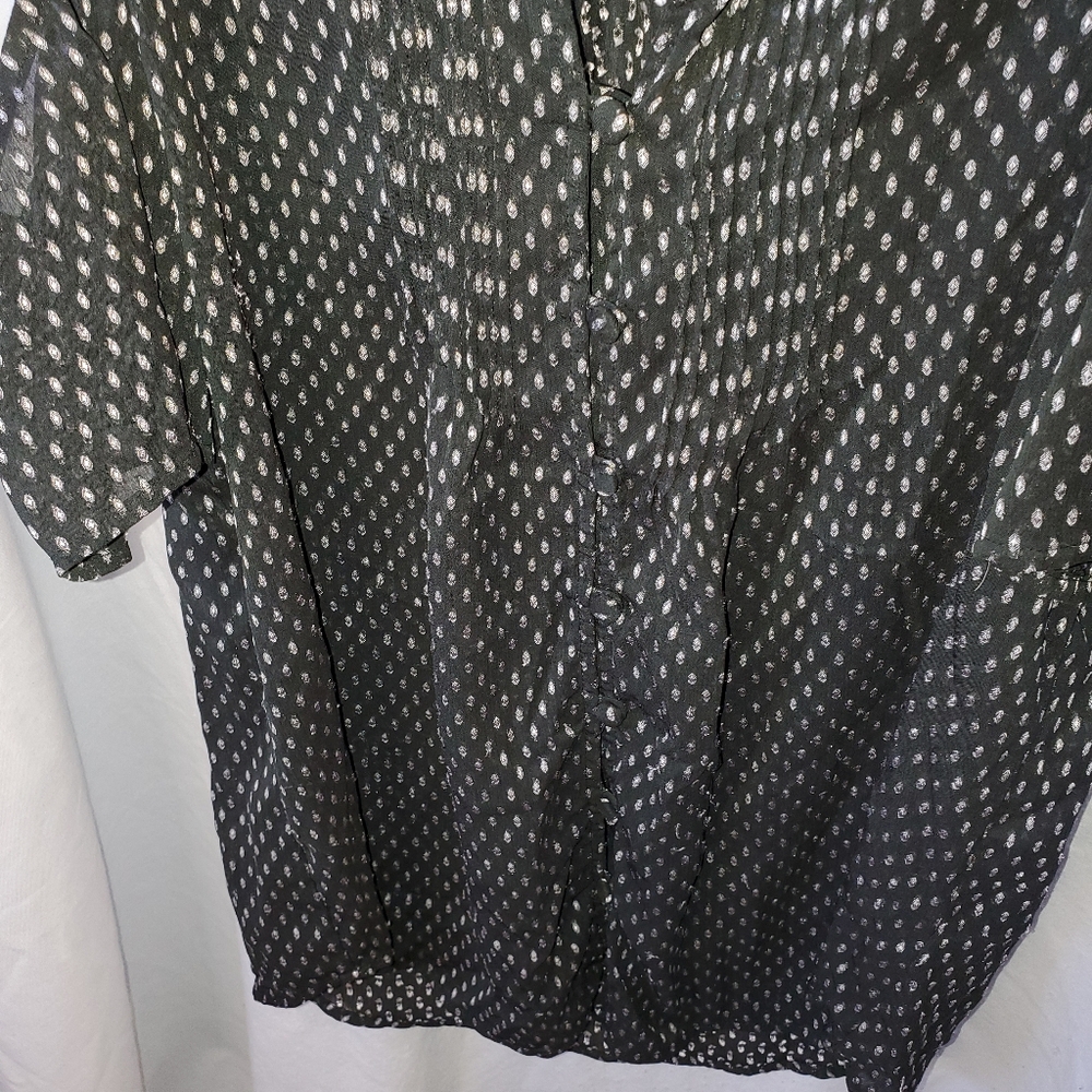Express Black and White Cold Shoulder Blouse - Picture 4 of 11
